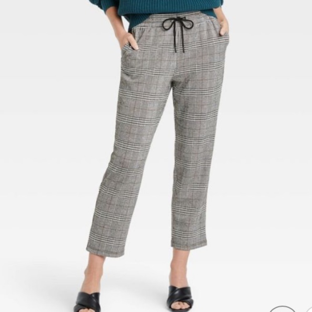 High-Rise Knit Drawstring Ankle Pull-On Pants